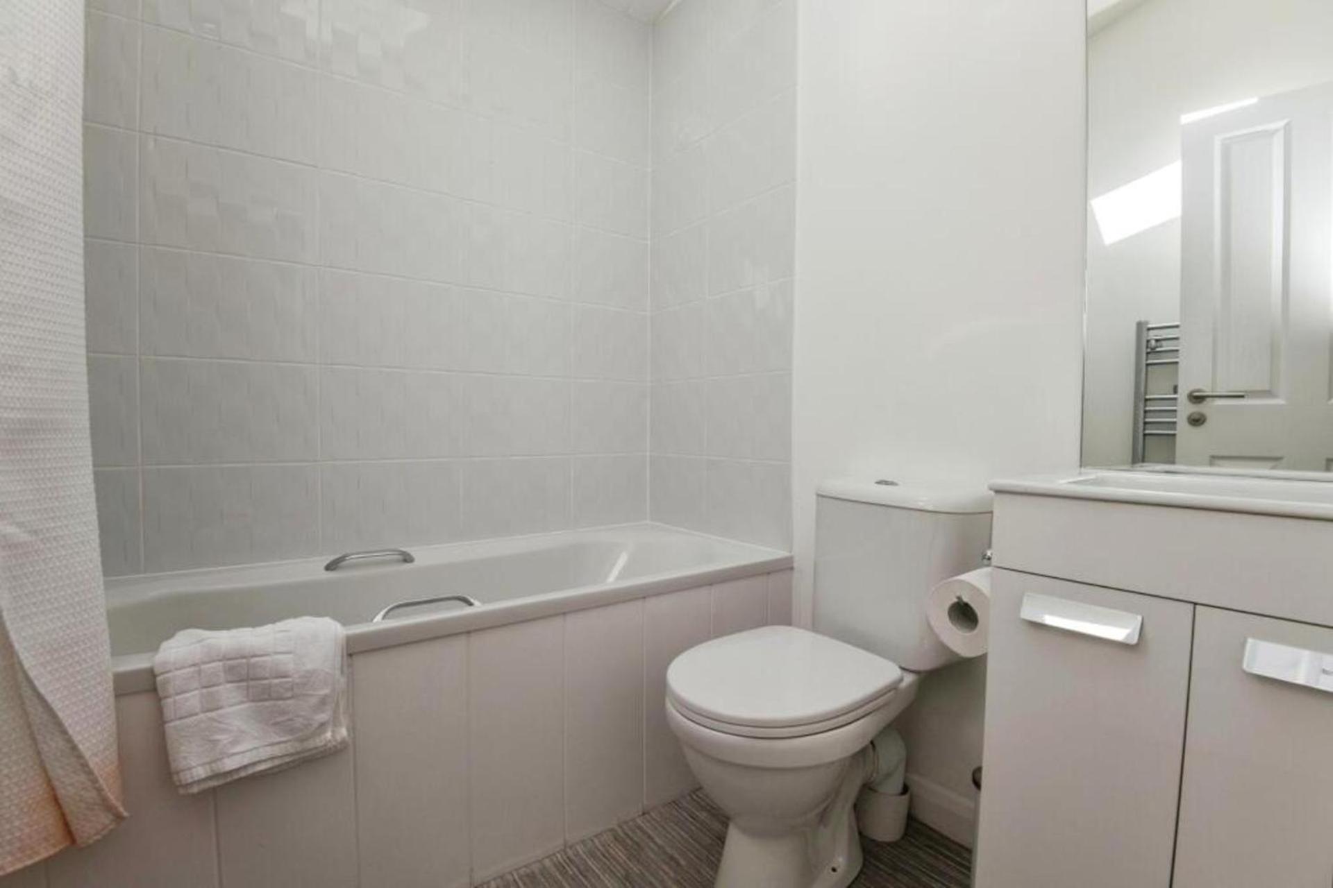 Holiday home Remarkable 3-bed In Honiton
